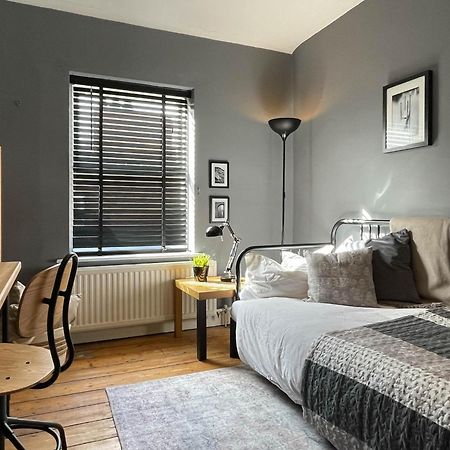 Townhouse In Trendy Suburb Of Hoole Apartment Chester Luaran gambar